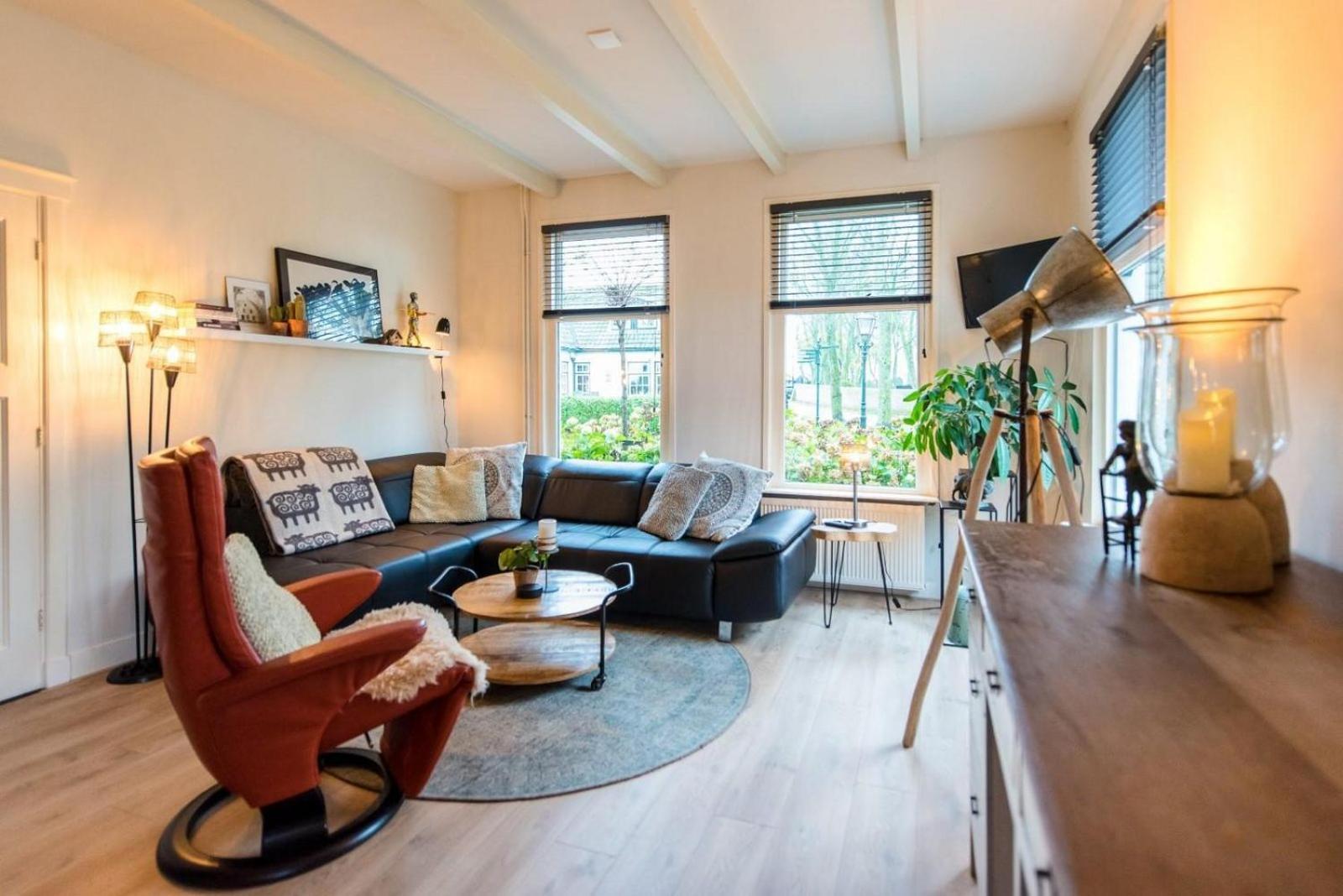 Klokkenluider Apartment Hollum  Bagian luar foto